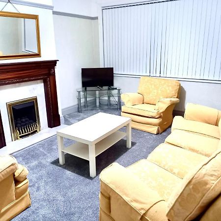 Lotus Home Wallasey Buitenkant foto